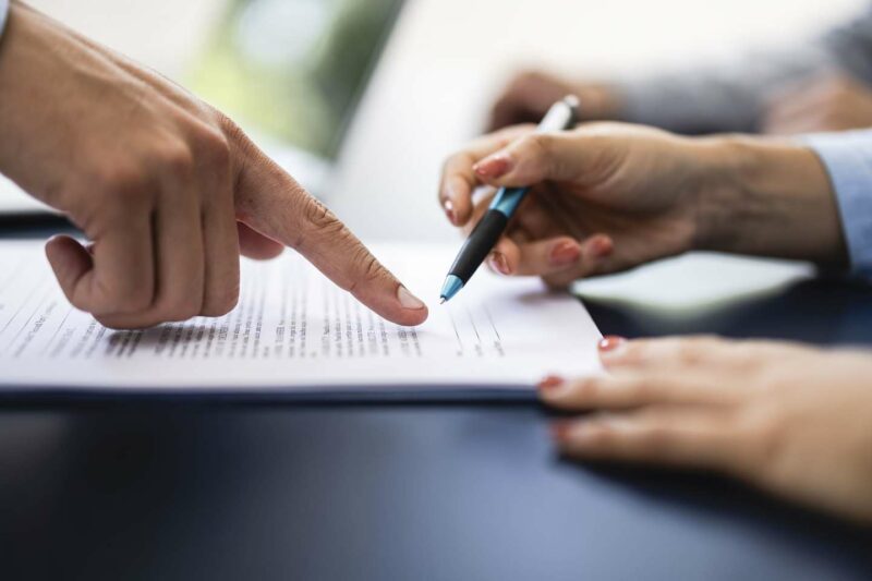 Devoir de mise en garde de la banque à l’égard d’une caution « non avertie »