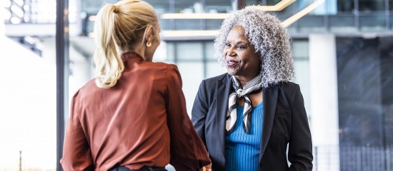 Pour bien négocier sur l’emploi des seniors