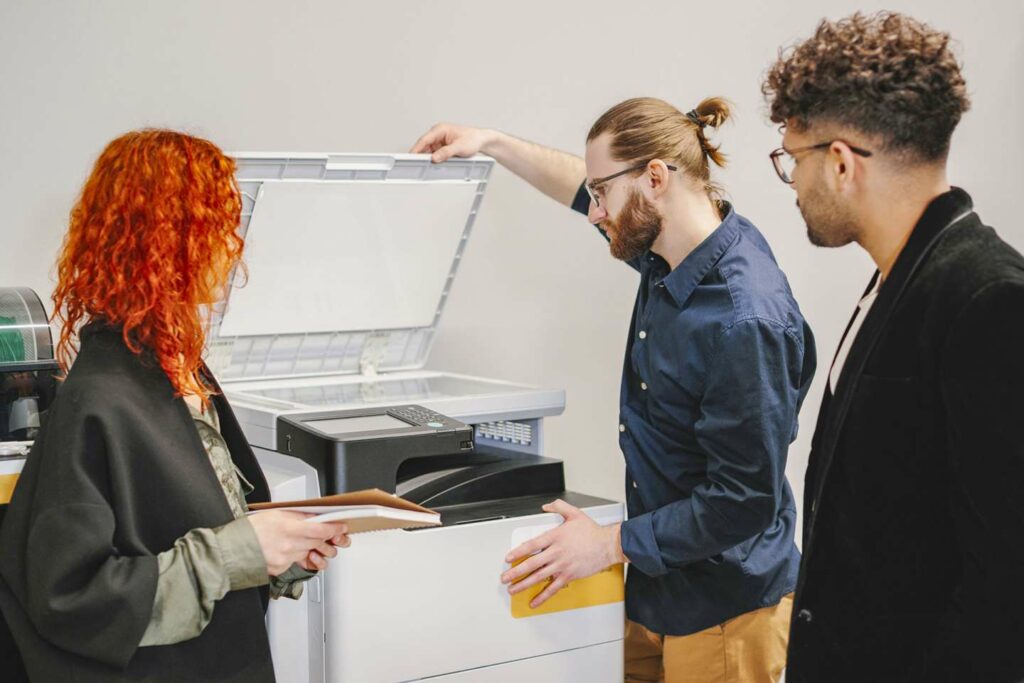 Notion de non-professionnel appliquée à une association