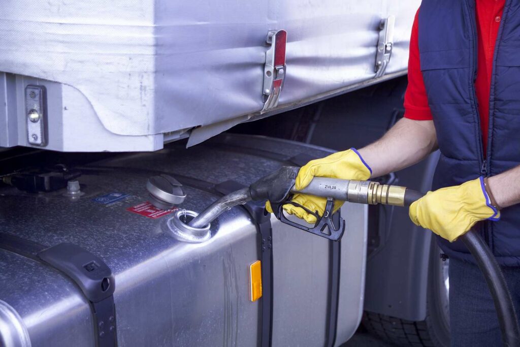 Flambée des prix des carburants : les mesures annoncées pour les entreprises