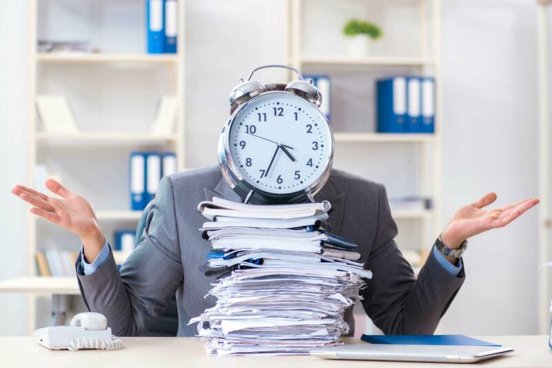 Heures supplémentaires : interdiction de l’employeur vs charge de travail