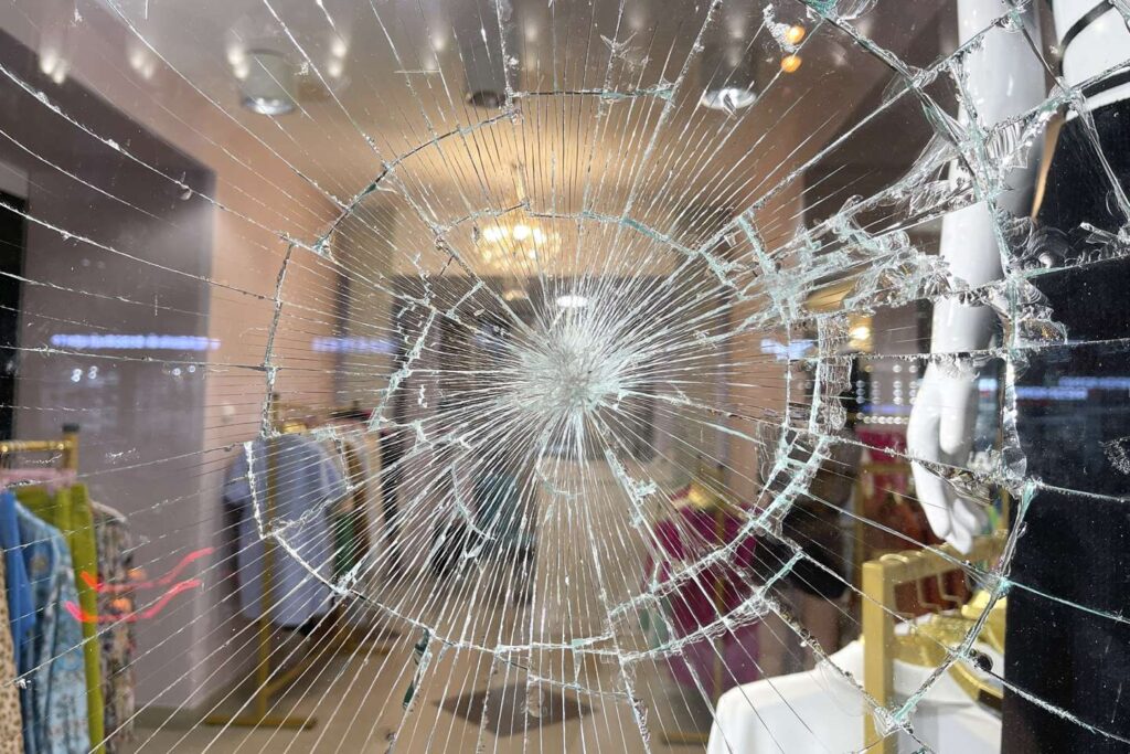 Activité partielle : une prise en charge intégrale pour les commerces vandalisés